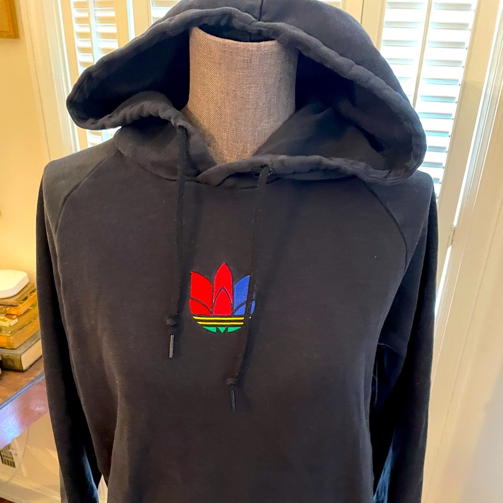 Mens SMALL Adidas hoodie